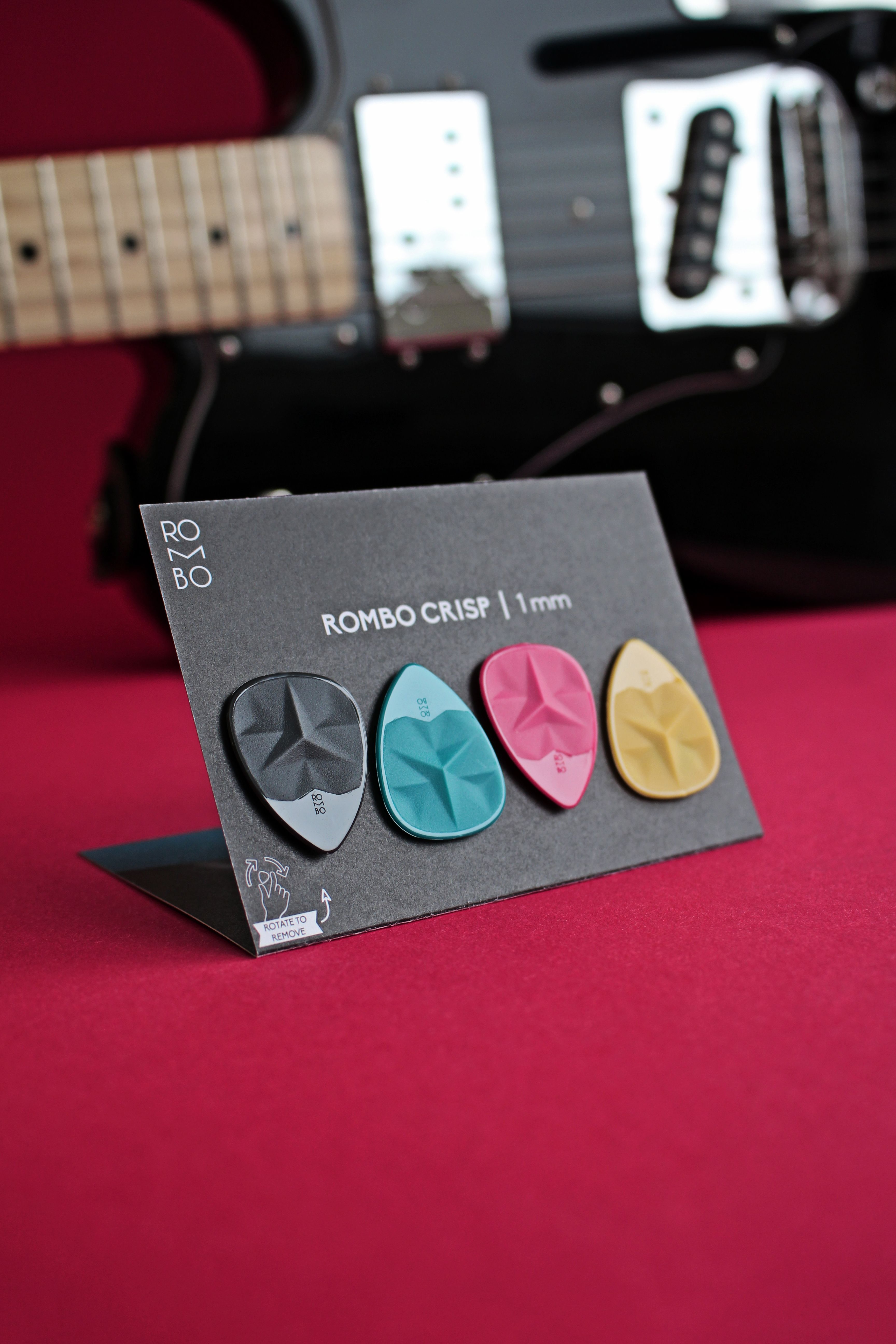 Guitar Pick - angle 3